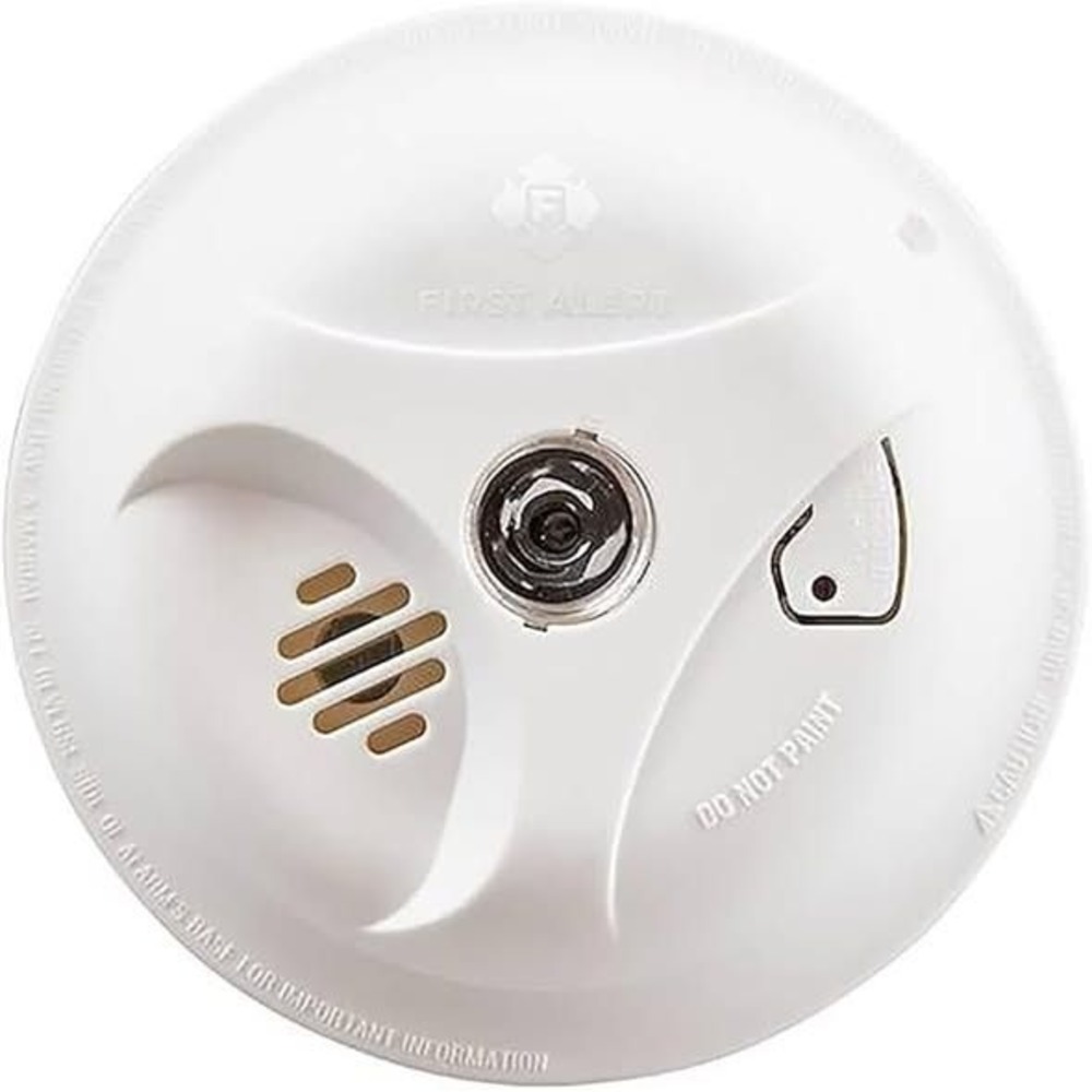 First Alert Smoke Alarm with Escape Light Battery Operated Ionization White